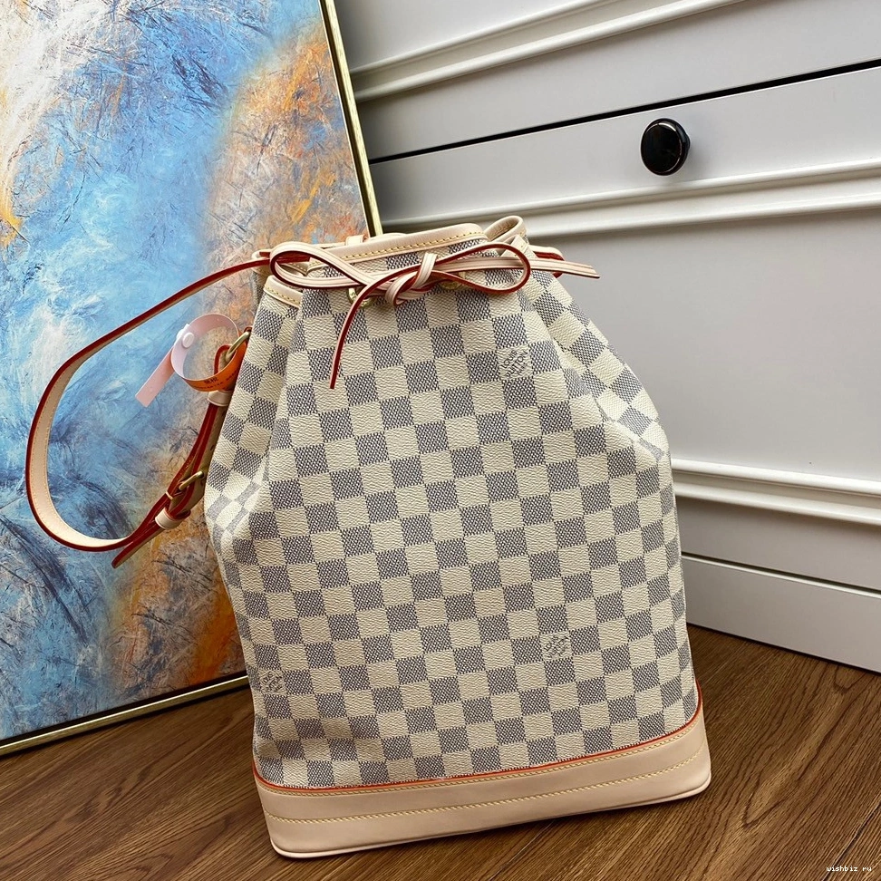 WIS NOÉ VUITTON LOUIS 0228